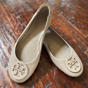 TORY BURCH Minnie Travel Flat